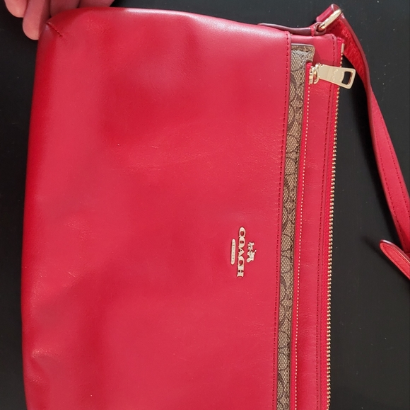 Coach Crossbody - Picture 11 of 12